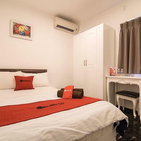 胡志明市 Reddoorz @ Bui Vien Walking Street 3酒店 外观 照片